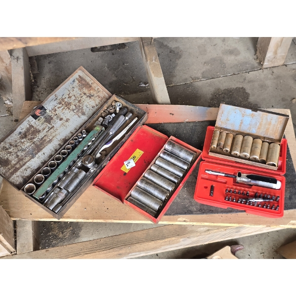 Socket Sets with Screwdriver and Multiple Bits
