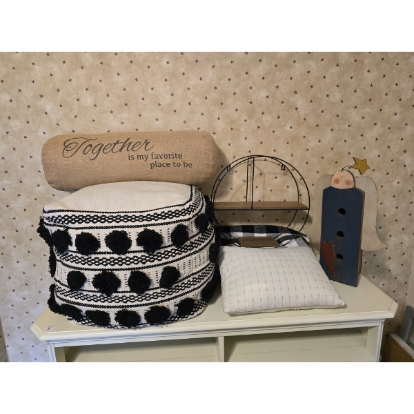 6pc Home Decor Bundle - Puff is 23" Square & 16" Tall