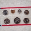 Image 2 : RARE ONE OF A KIND MINT ERROR IN ORIGINAL MINT SEALED PACKAGING ~ 1981 UNC SET WITH CLIPPED PENNY