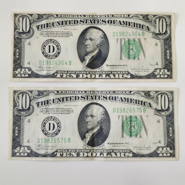 Two United States Series 1934 C Green Seal $10 Federal Reserve Notes - Face Value: $20.00