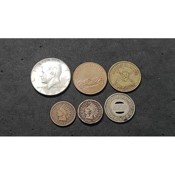 Kennedy 40% Silver Half Dollar, Indian Head Pennies & Assorted Tokens FV: 52 Cents