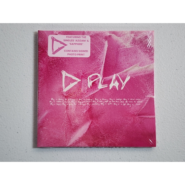 Ed Sheeran "Play" Deluxe CD Including Signed Photo Print - New in Sealed Package!
