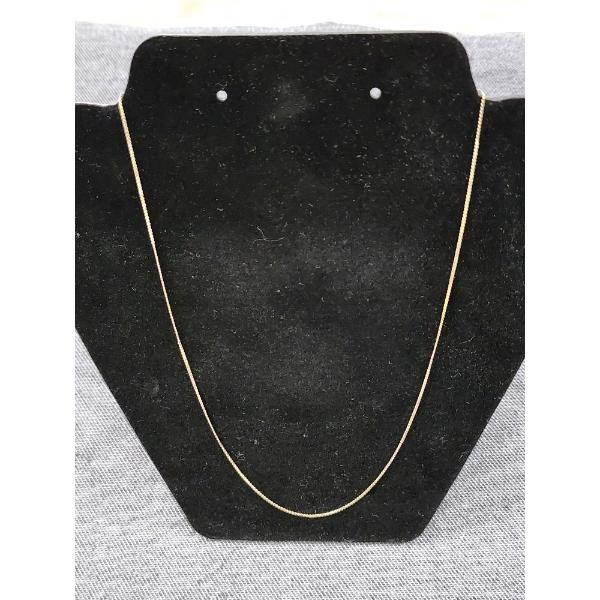 Lovely 14K Gold Chain Necklace Weighing 1.9 Grams