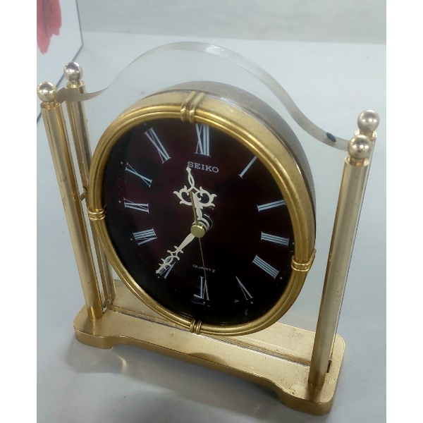 Seiko Quartz Desk Clock