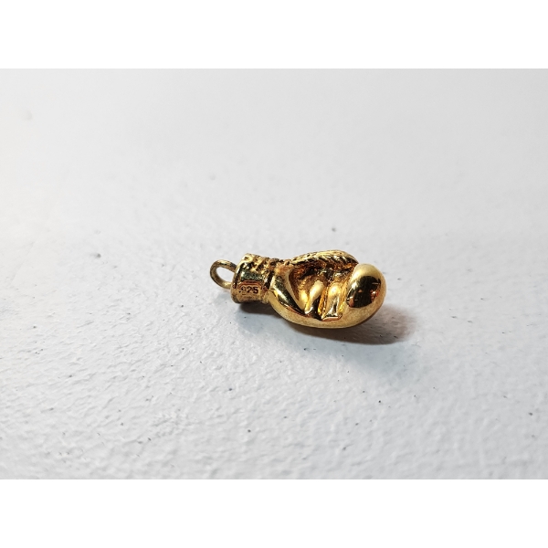 Gold-Tone Sterling Silver Boxing Glove Pendant TW: 12.0g