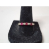 Image 2 : 10K Gold Ring with Ruby-Colored Stones - Size 8.5 - Total Weight 1.5g