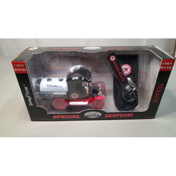 1999 Gearbox Special Edition 1:24 Scale Die Cast Metal 1912 Ford Model Texaco Tanker Coin Bank Set