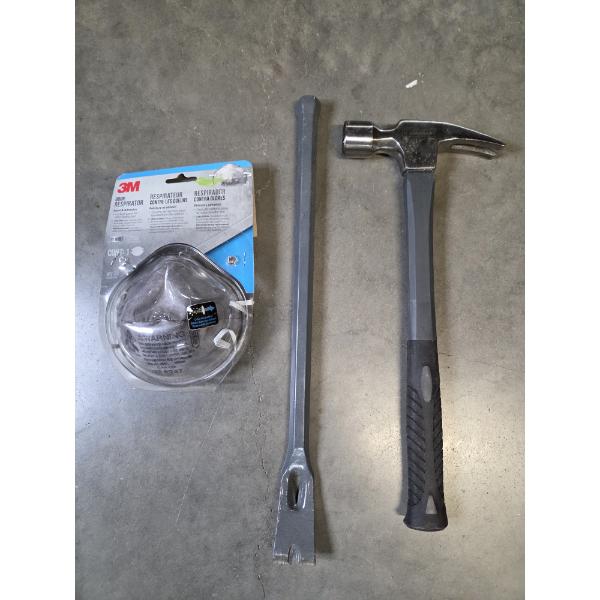 New! Jobsmart Claw Hammer, Pry Bar & 3m Odor Respirator Mask