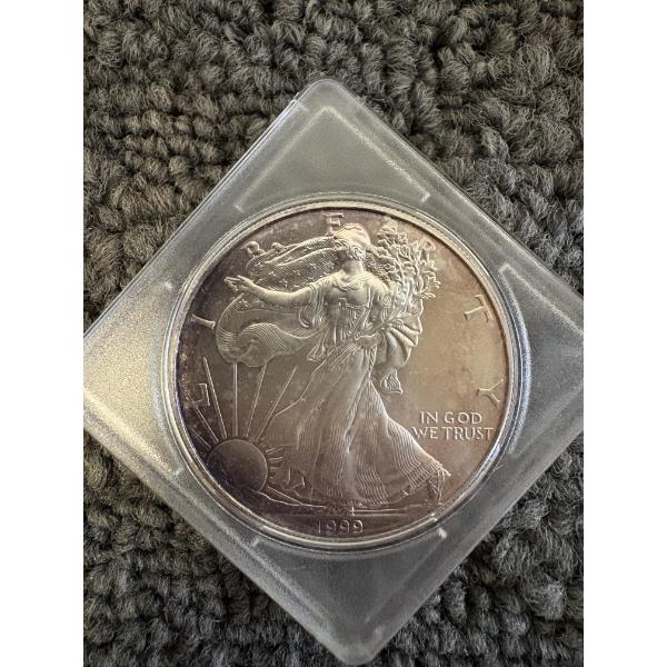 1999 United States American Silver Eagle .999 Fine Troy Ounce - Mint Condition