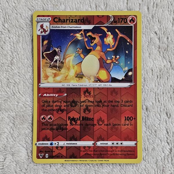 Pokémon TCG: Charizard 025/185 Holo Rare