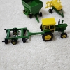 Image 6 : John Deere 4020 Diesel Tractor Toy With Three Accessories 