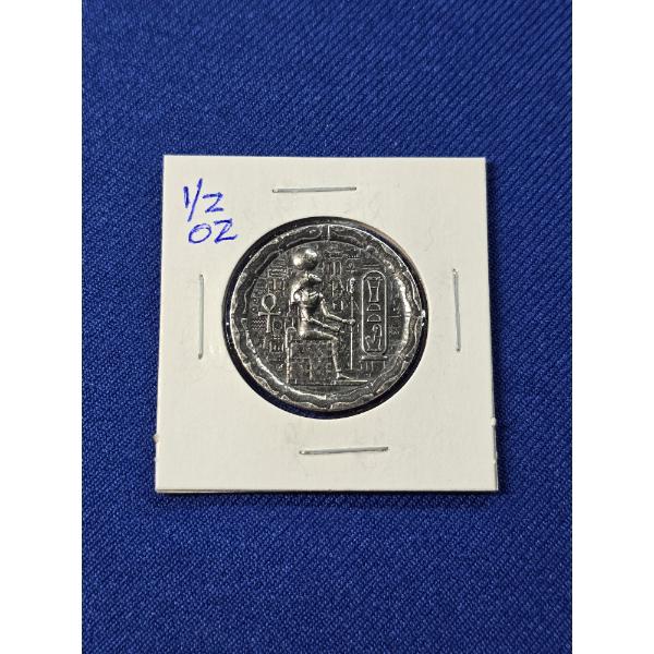 1/2 Troy oz .999 Fine Silver Round - Egyptian Cat Goddess Bastet - Beautiful!