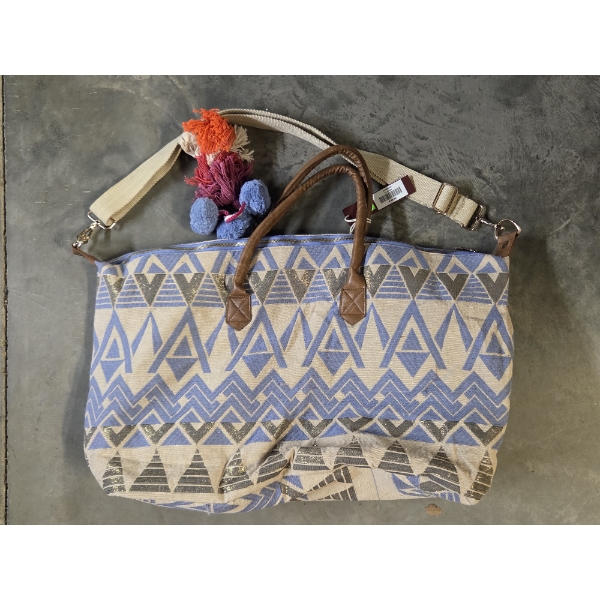 Brand New Gorgeous 25''x15.5'' Weekender Tote With Pom Pom Bag Charm & Carrying Strap 