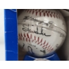 Image 6 : Collectors Major League Chicago Cubs 1984 Souvenir Facsimile Signed Baseball - New in Box