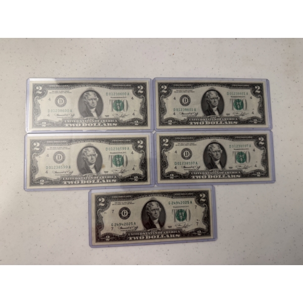5 - 1976 Thomas Jefferson $2.00 Bills In Protective Holders - Mint Condition