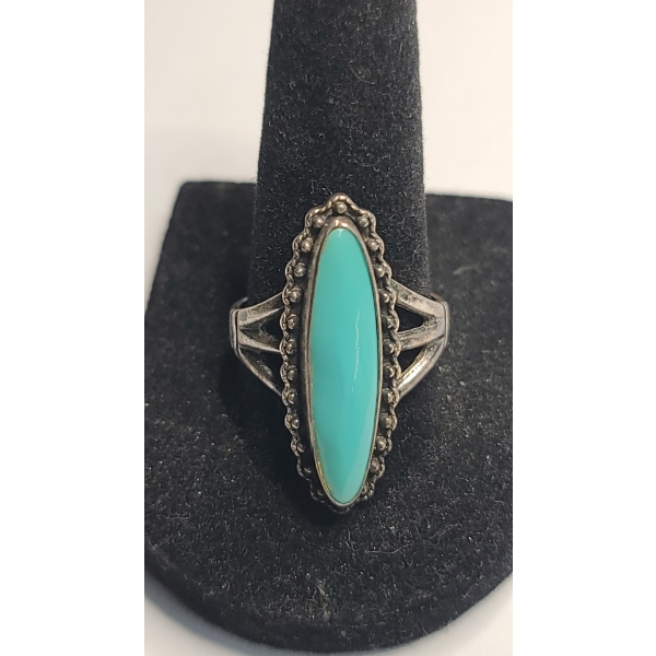 Vintage Southwestern-style Sterling Silver Ring With Turquoise - Size 9 - Weight: 6.5g
