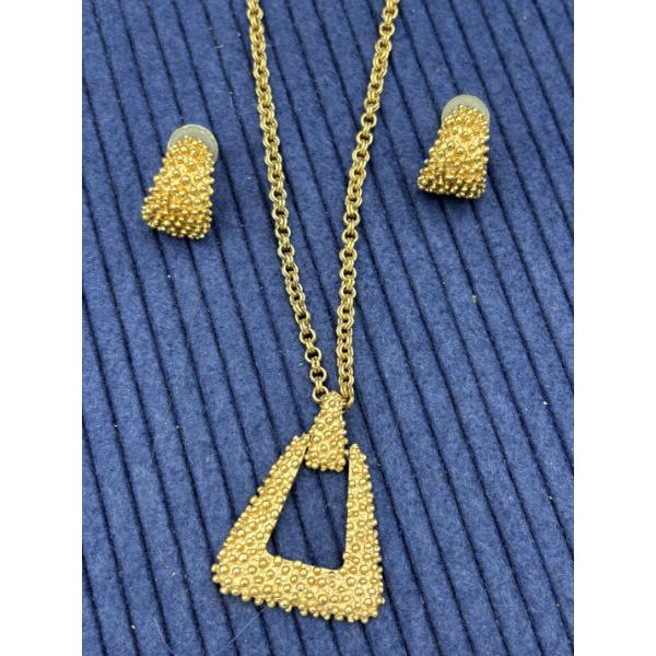 Stunning Necklace with Earrings Matching Set - Very Unique looking Costume Jewelry Pieces