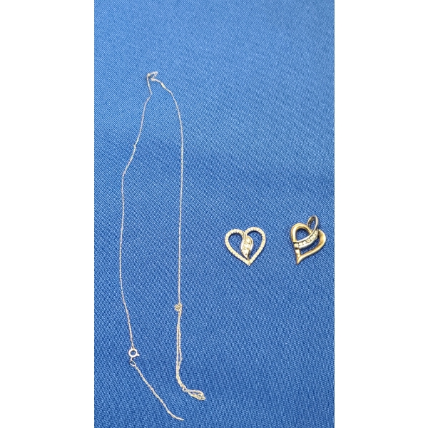 (2) 10K Gold Heart Pendants With Diamonds & 10K Gold Chain Necklace (Broken) Total Weight: 4.4g