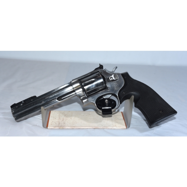 Smith & Wesson Model 686-1 Caliber .357 magnum Revolver