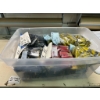 Image 1 : 13kg Bin of Assorted Brand 12 Gauge & 20 Gauge Hulls 