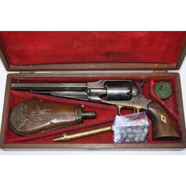 Antique Remington Model 1858 Army Revolver In .44 Caliber With Wood Case & Ammunition 