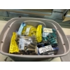 Image 1 : 8kg Bin of Assorted Brand 12 Gauge & 20 Gauge Hulls