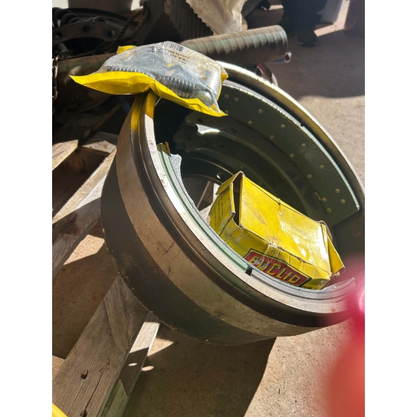 16.5" Heavy Duty Truck/Trailer Brake Drum w/ Brake Shoes, Euclid Kit & Brake Hardware Kit