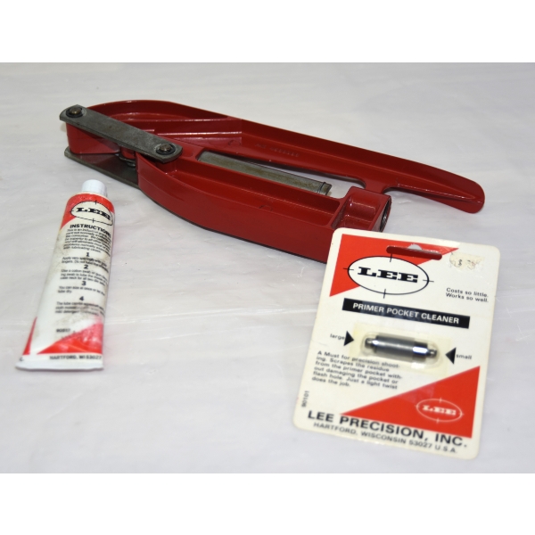 Lee Metallic Hand Press With Resize Lube & Primer Pocket Cleaner