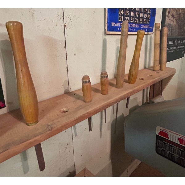 Assorted Woodworking Hand Tools 