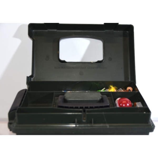 Sports Men's Utility Dry Tackle Box With Tackle 14Inches 