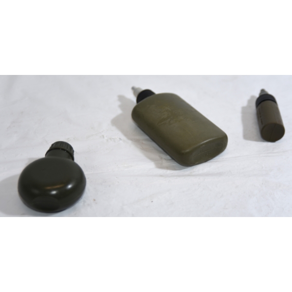 3 Piece Plastic Oil Set