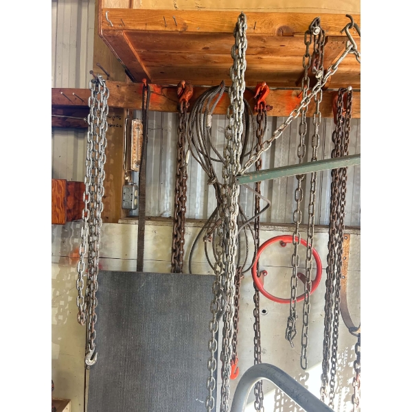 Large Lot of Chains & Rigging