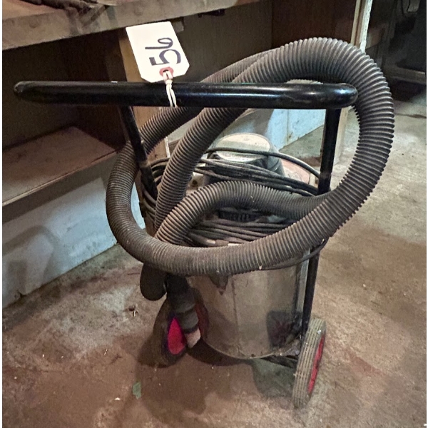 King Canada 10 Gallon Wet/Dry Vacuum 