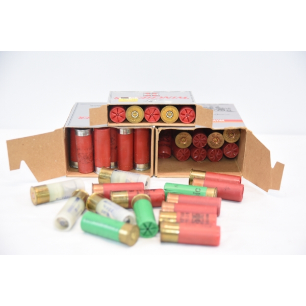 52 Rds. Assorted 12ga Ammunition 