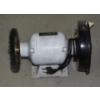 Image 3 : Powerfist 3/4 HP 8 inch Bench Grinder Features A Wire Wheel Attachment 