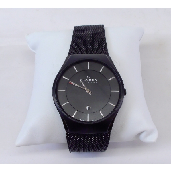 Skagen Men's 956XLTBB Quartz Titanium Black Dial Watch