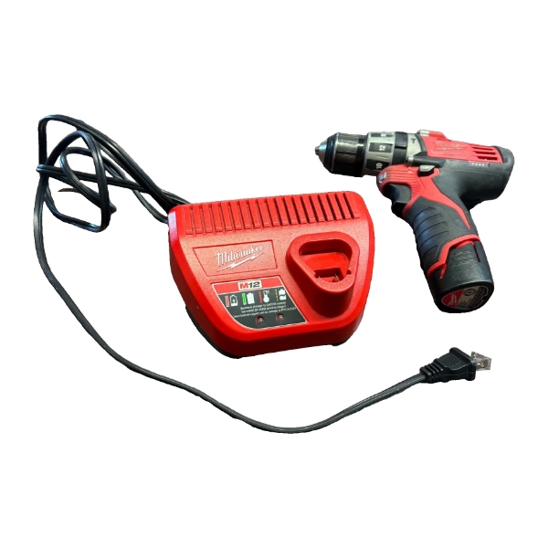 Milwaukee M12 Cordless 3/8" Hammer Drill/Driver with M12 Battery and Charger