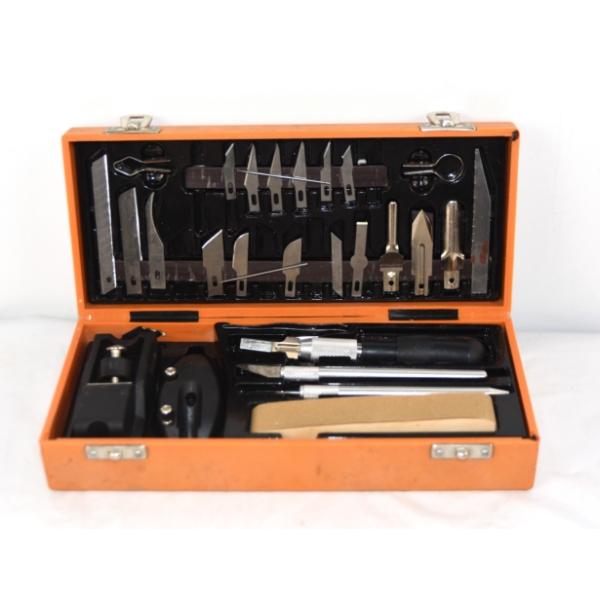 23 piece Professional Wood Craving Or Hobby Knife Set 