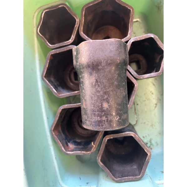 Lot of 8 Large Heavy Duty 6-Point Sockets