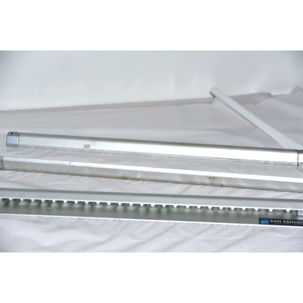 3x San Jamar  Glass Bend Paper Work Holder