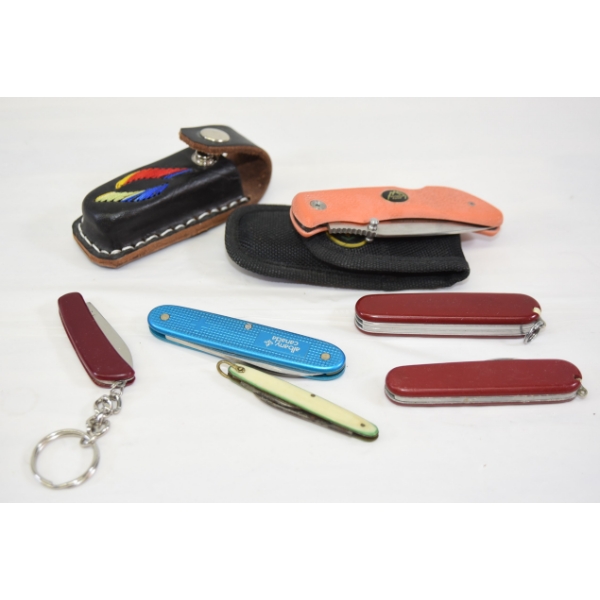 Box Lot 6 Assorted Brand Folding Pocket Knives & Sheaths