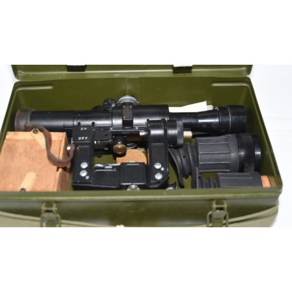 Unknown Brand Scope With Mount With Box And Rubber Eye Pieces Manual - Untested