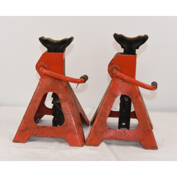 2 Red Steel Jack Stands
