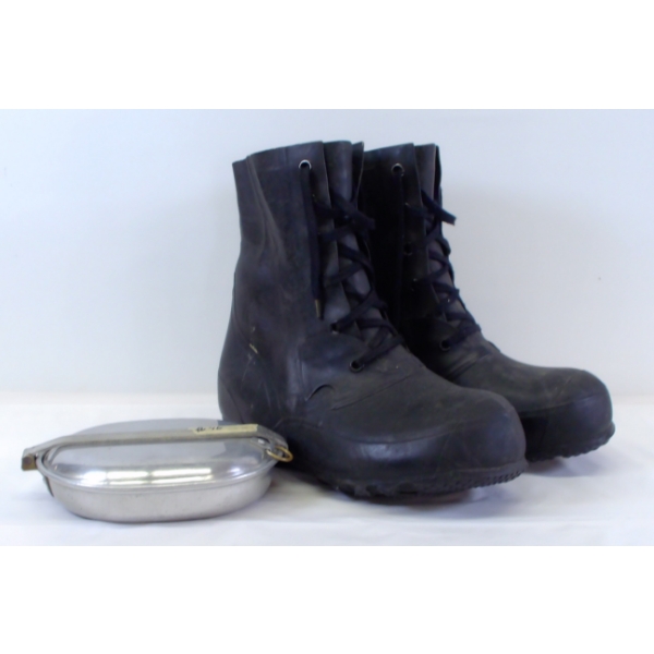 Box Lot Extreme Weather Boots & US 1918 WWI Cooking Pan