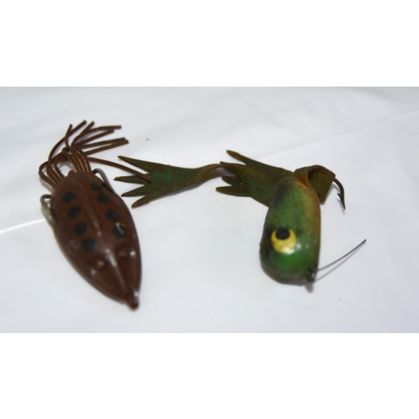 Bill Plumbers Super Frog & Unknown Fishing Lure