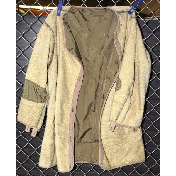  Olive Green Sweater & Vintage US Military M-1951 Filed Jacket Liner