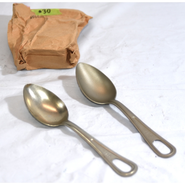 Military Accessory Pack & Spoons