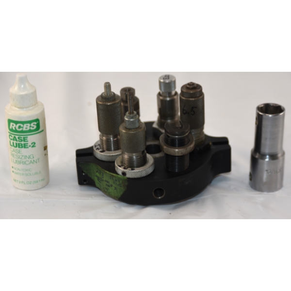RCBS Turret Head  RCBS Case Lube - 2  3/4 In Bottle & Socket 