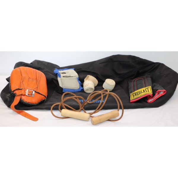 Box Lot Boxing Equipment With Bag 