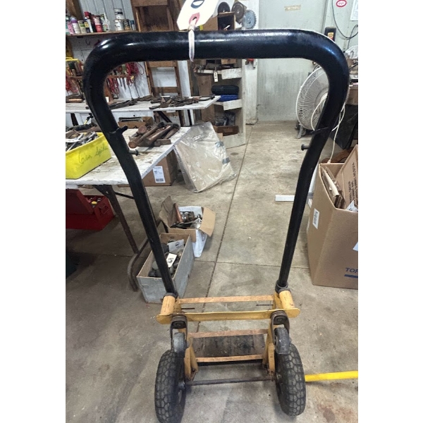 Convertible 2-in-1 Hand Truck / Dolly